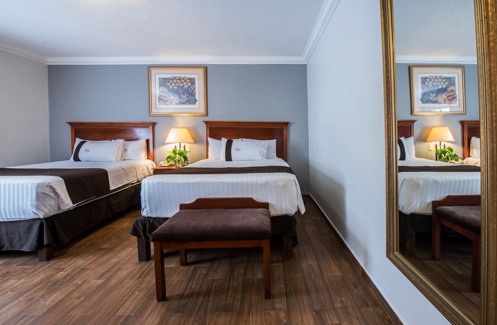 Del Marques Hotel And Suites Guadalajara Kültér fotó