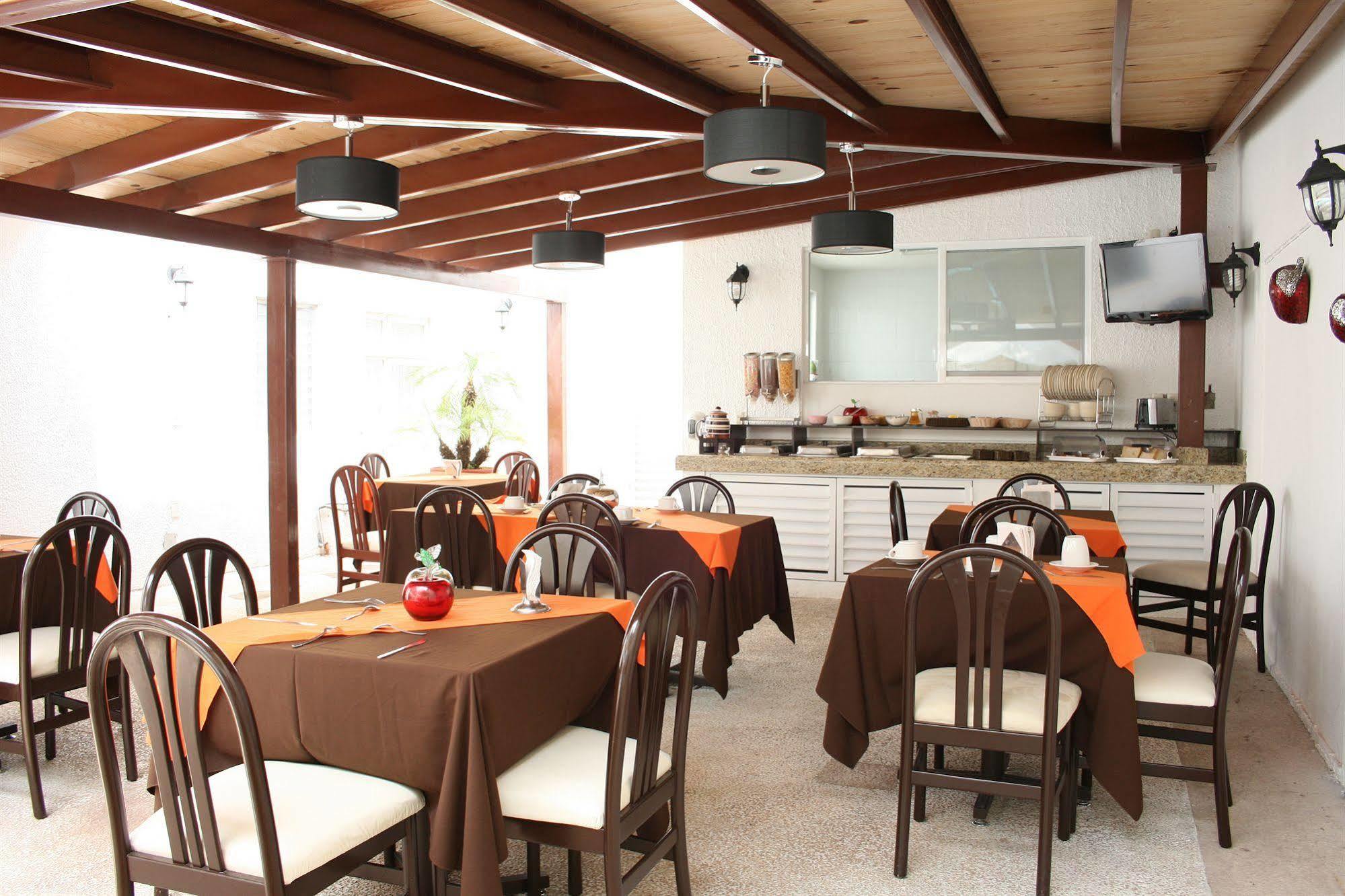 Del Marques Hotel And Suites Guadalajara Kültér fotó